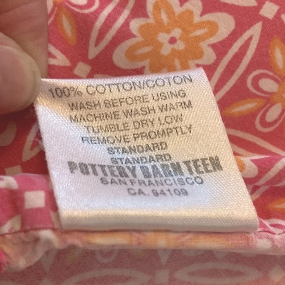 POTTERY BARN Teen Pink Floral Geometric Standard 30 x 19 in Pillowcases Set of 2